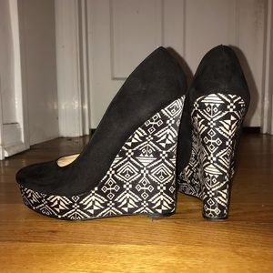 LAST CHANCE- donating tomorrow Tribal wedges